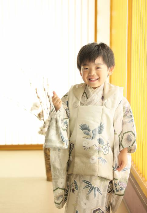 七五三の衣装写真 衣装名 (和)花うさぎ